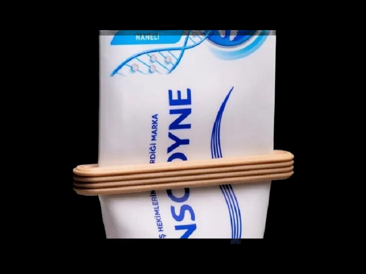 Toothpaste Squeezer